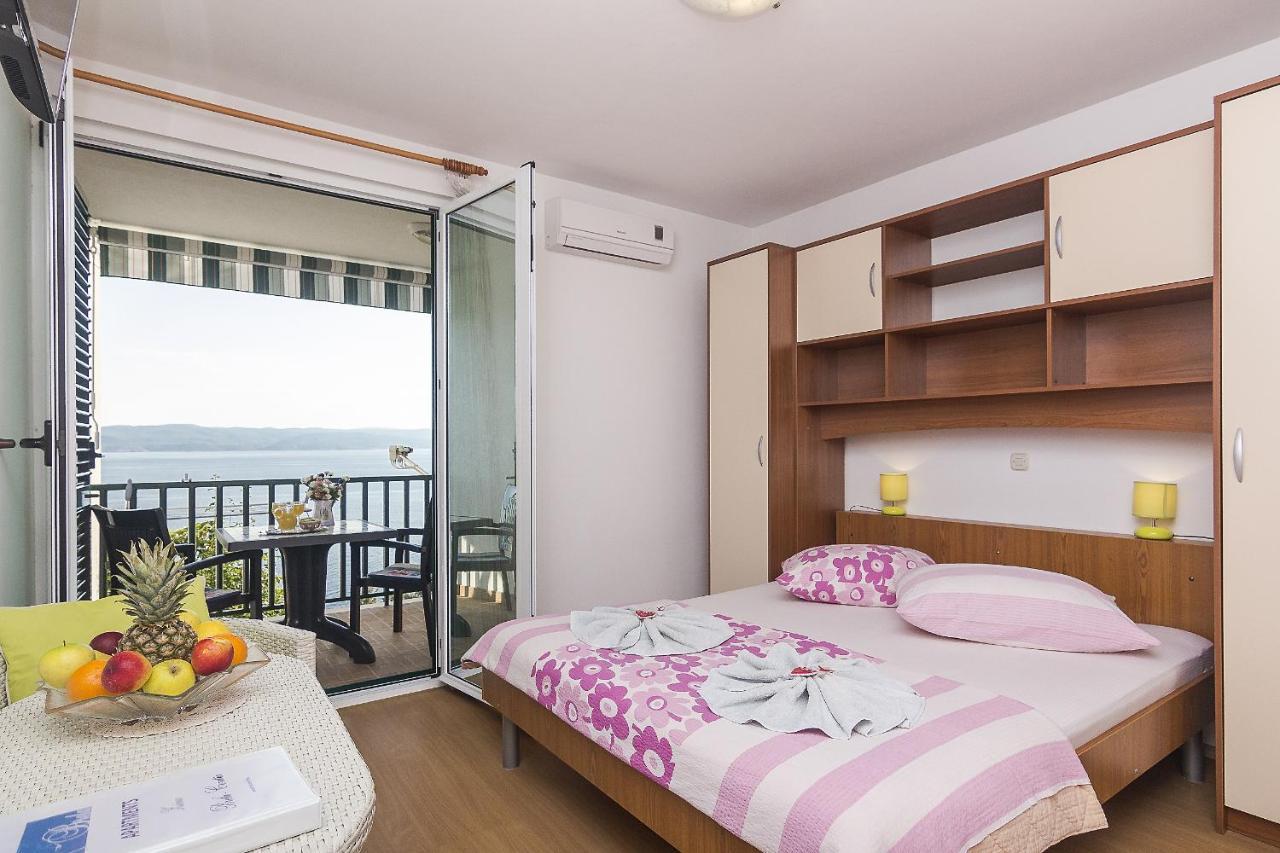 Apartments With A Parking Space Brela, Makarska - 11687 المظهر الخارجي الصورة